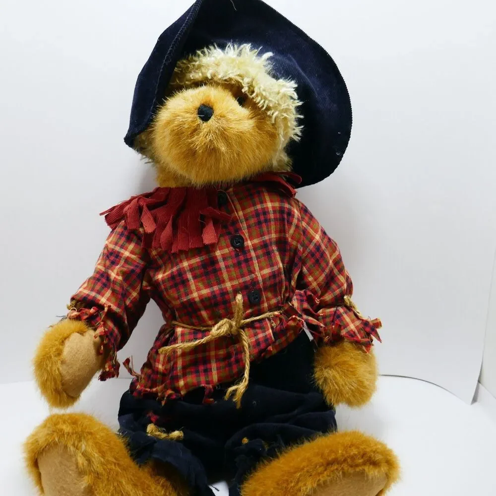 Boyds Bears Roscoe Strawbottom Plush Bear Scarecrow Best Dressed Series 21